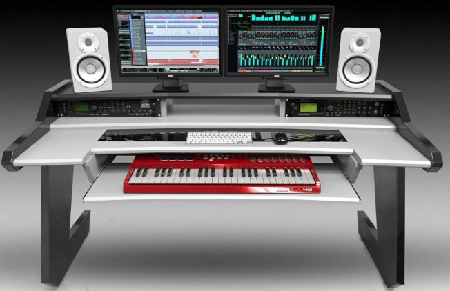Studio Desk | Beat Series